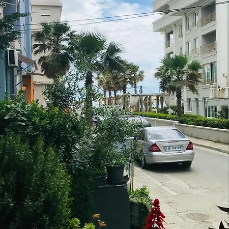 Ajla دراس